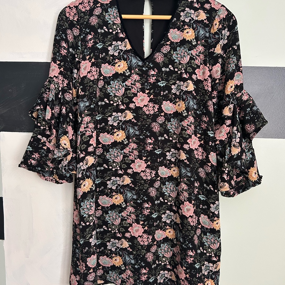Almost Famous Black Floral Dress
